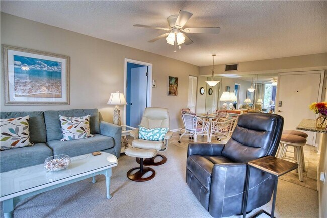 Building Photo - 519 Albee Farm Rd