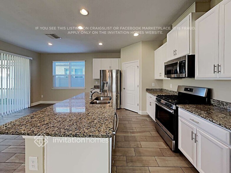 Building Photo - 11602 Fringetree Ct