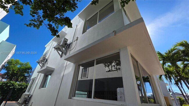 Building Photo - 7629 Dickens Ave