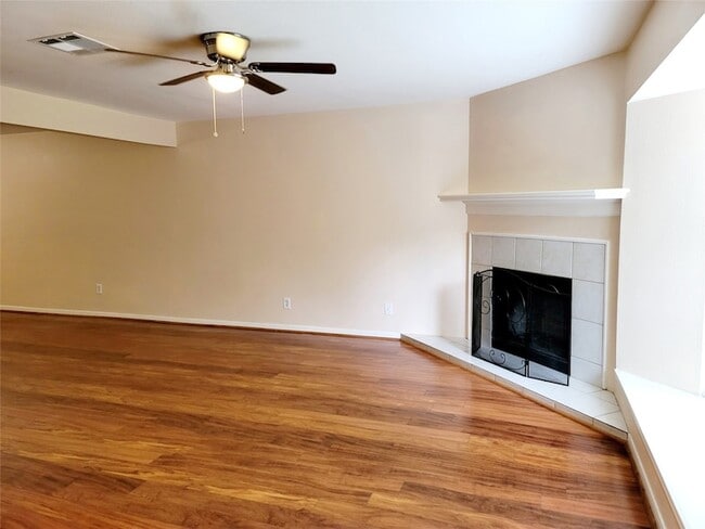 Building Photo - 2203 Place Rebecca Ln