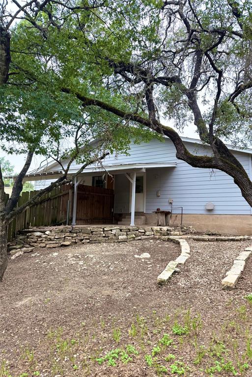 Building Photo - 9901 Hundred Oaks Cir