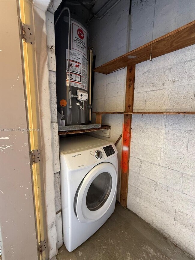 Building Photo - 15330 SW 106th Terrace