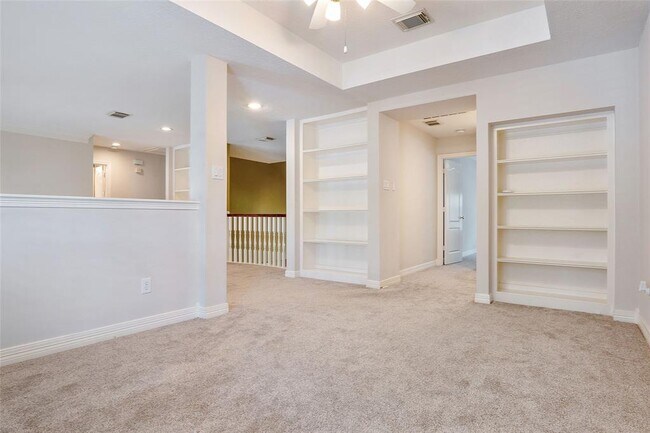 Building Photo - 5534 Chesapeake Pl