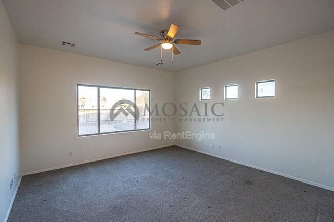 Building Photo - 21316 E Via Del Rancho Rd