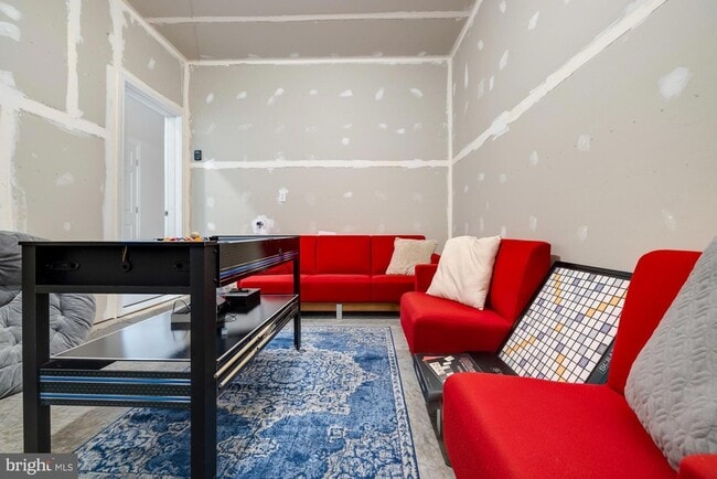 Building Photo - 262 Allison Dr