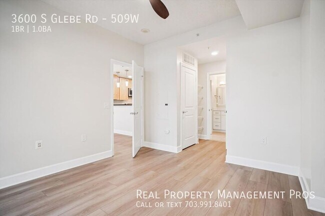 Building Photo - 3600 S Glebe Rd