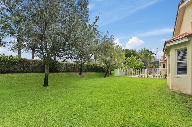 Building Photo - 7073 Via Leonardo