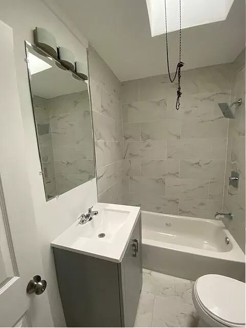 Building Photo - 4634 Fernhill Rd