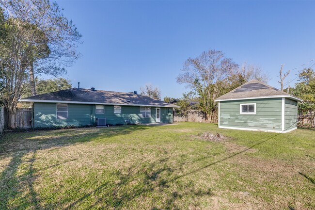 Building Photo - 5822 Black Gum Dr