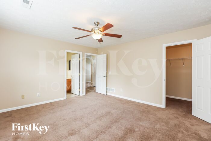 Building Photo - 100 Teil Tree Ct