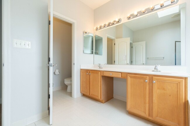 Building Photo - 391 Sheerer Dr