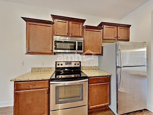 Building Photo - 6457 Sunnywood Dr