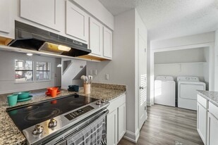 Building Photo - Reserve on Central Townhomes