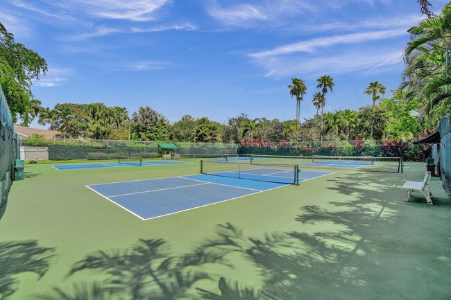 Building Photo - 3902 Trenton Ave