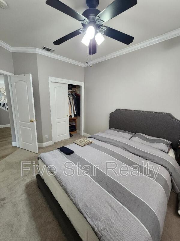 Building Photo - 2489 De Beers Ct