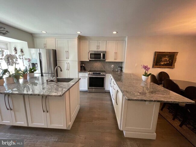 Building Photo - 3932 Tallow Tree Pl