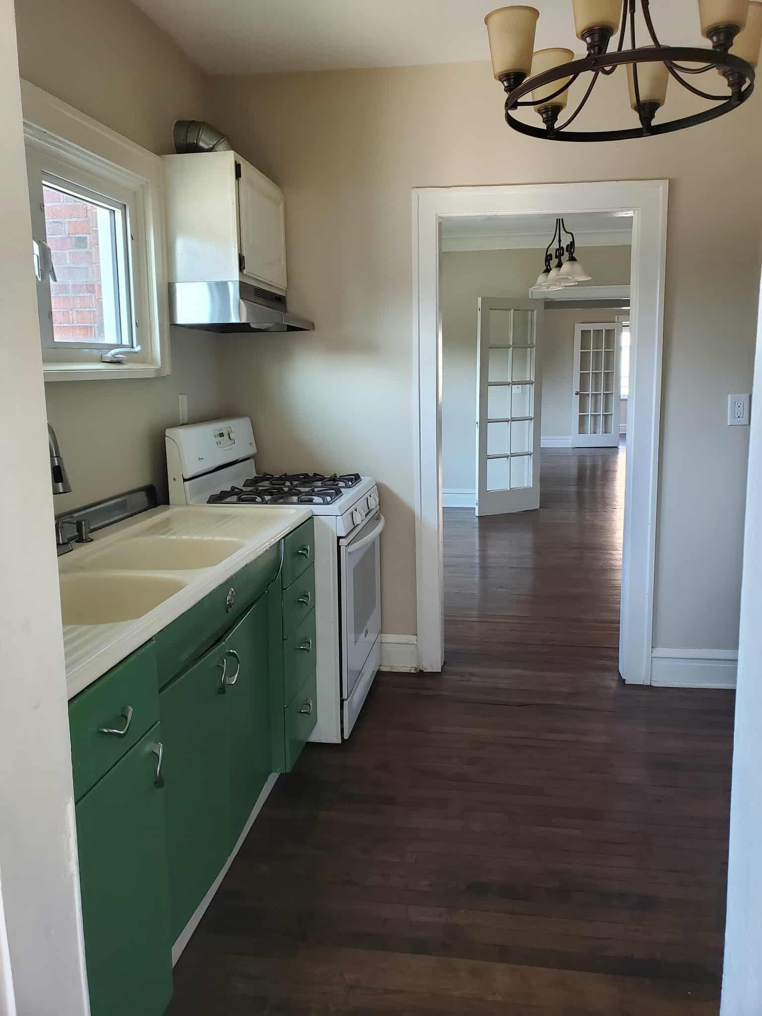 kitchen - 400 S 4th Ave