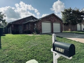 Building Photo - 5313 Riverport Dr