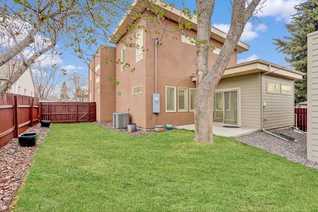 Building Photo - 4 Bedroom 3 Bath With Tons of Character Ne...