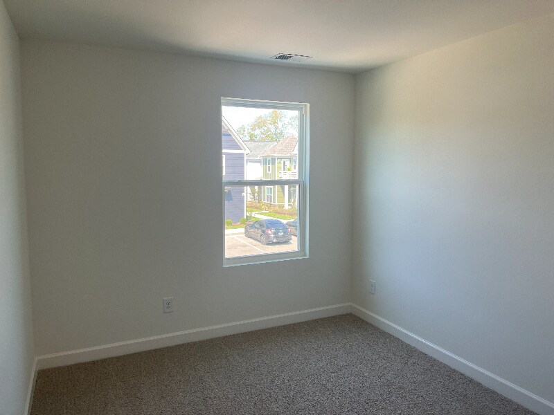 Building Photo - 244 Holywell Dr