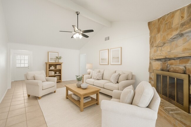 Building Photo - 2213 Baylor Dr