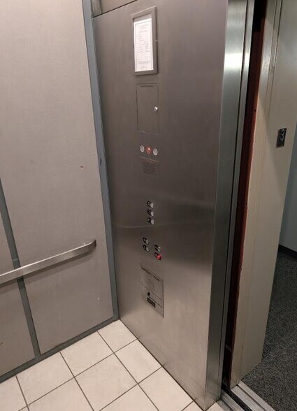 Building Photo - 3255 Kirchoff Rd