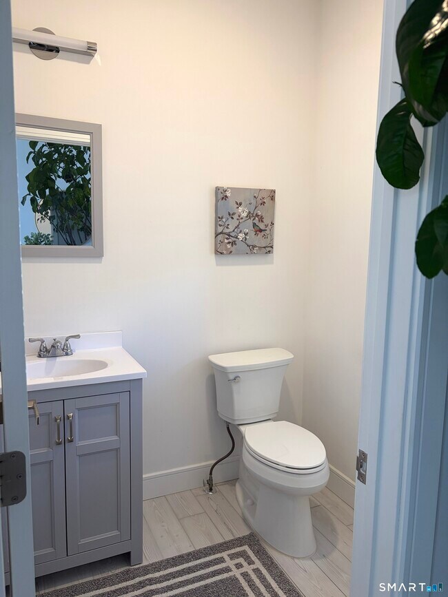 Building Photo - 28 Jefferson Ave