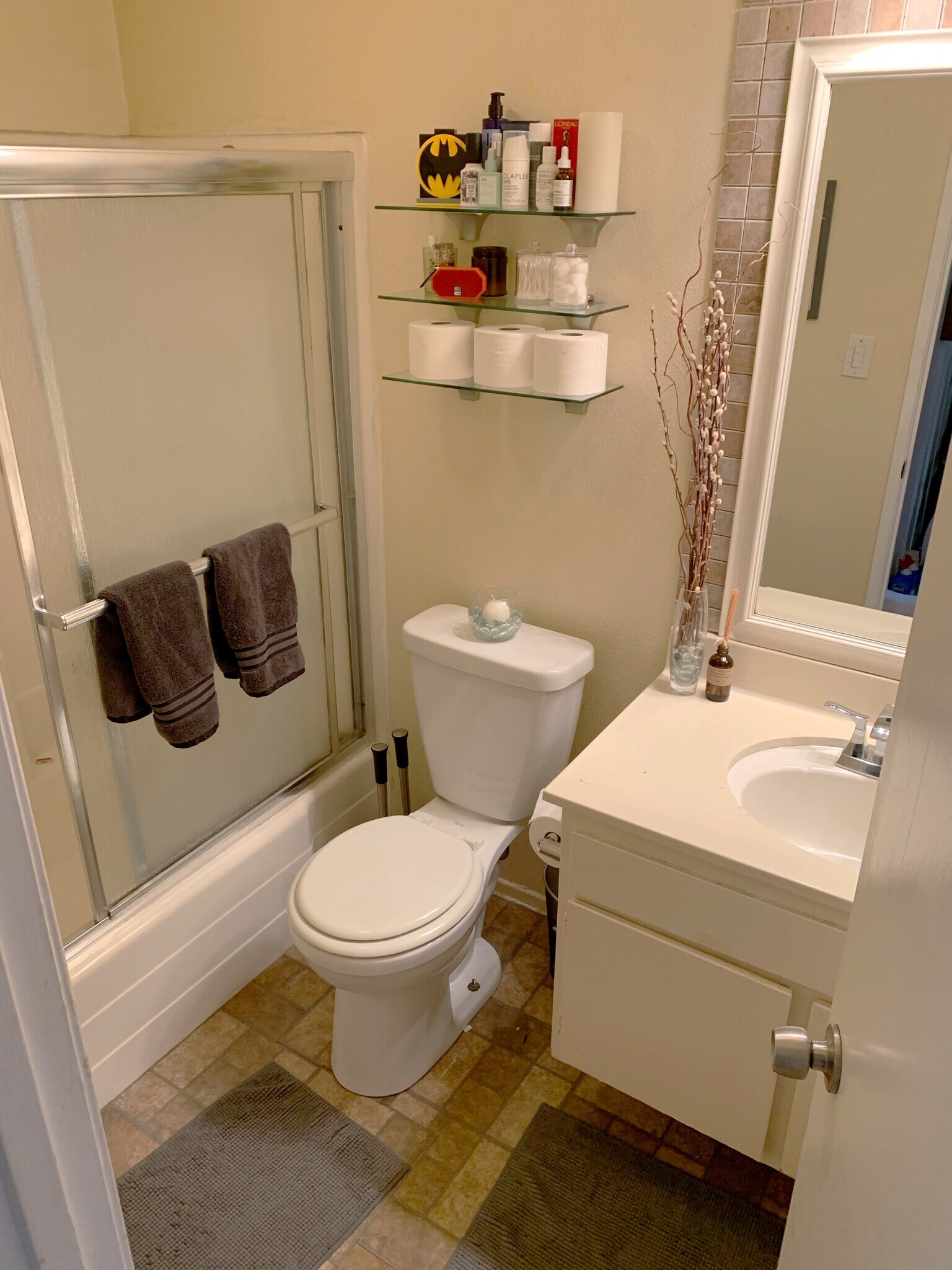 Building Photo - 5700 Etiwanda Ave