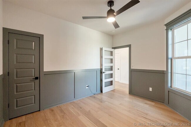 Building Photo - 5 Bed | 4 Bath House