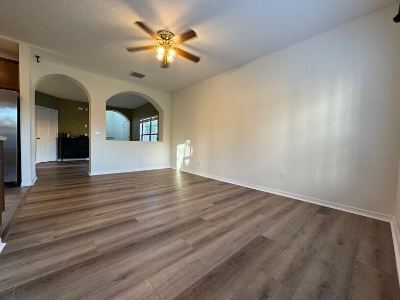Building Photo - 30214 Goodwick Way