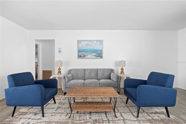 Building Photo - 437 Hickory Rd