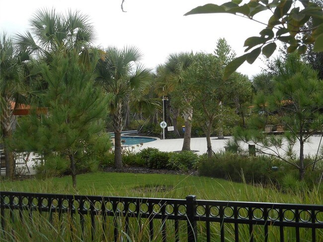 Building Photo - 5231 Wildwood Wy