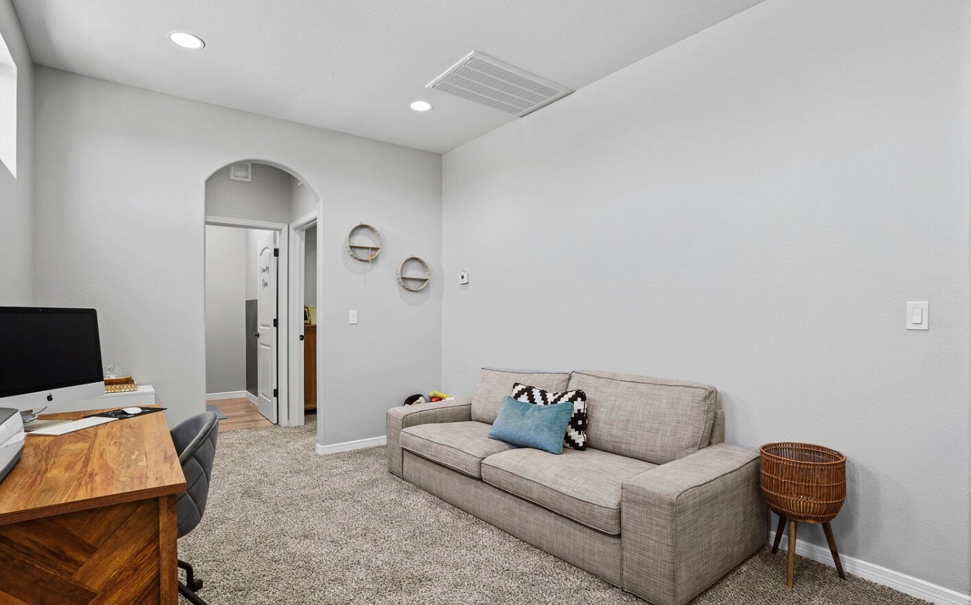 Building Photo - 14695 Pebble Hills Blvd