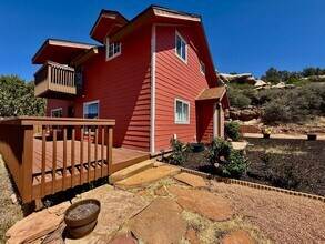 Building Photo - 4-BR Home with Horse Privileges in Apple Valley