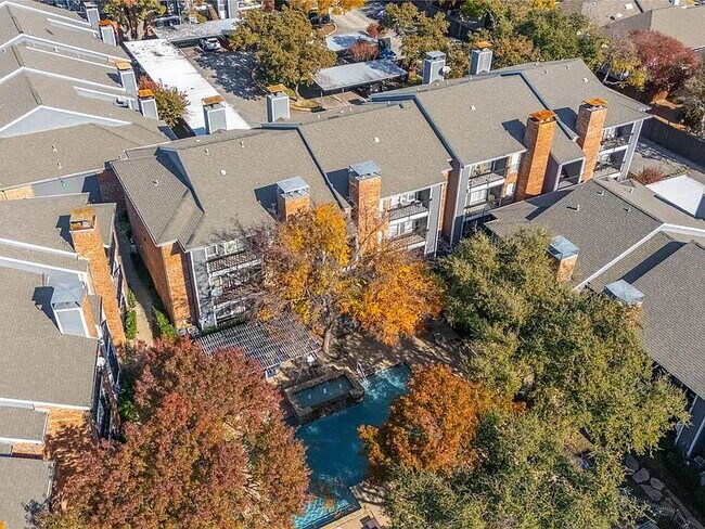 Building Photo - Charming 1-Bedroom Condo in Gated North Da...