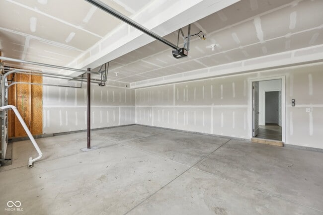 Building Photo - 17255 Gresham Ln