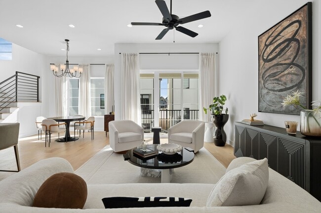 Building Photo - 8709 Ojeman Villas Dr