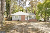 Building Photo - 731 Richwil Dr