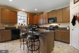 Building Photo - 9531 Dumbarton Dr