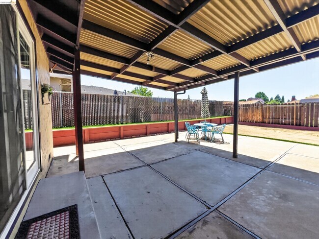 Building Photo - 2928 Rio Grande Dr