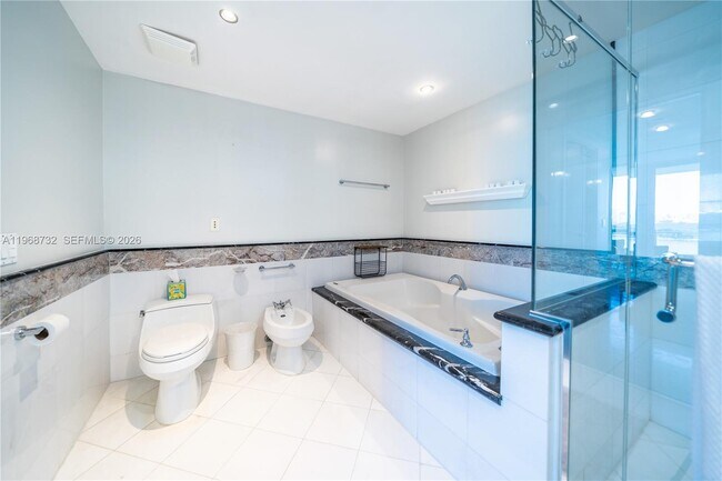 Building Photo - 540 West Ave