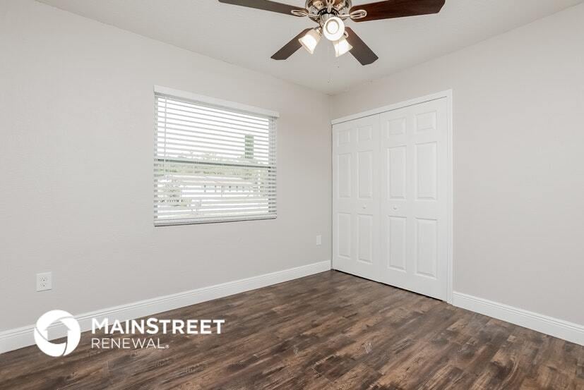 Building Photo - 5709 Ridgeway Dr