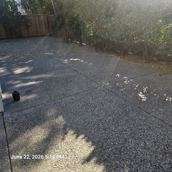 Building Photo - 1145 Quail Valley Run