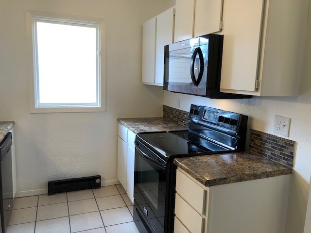 Building Photo - 2110 Frances St