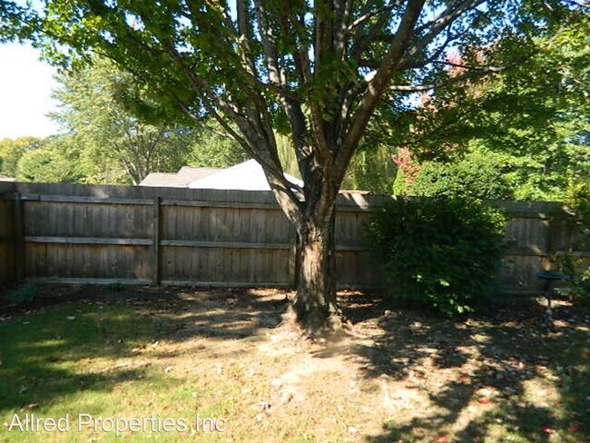 Building Photo - 2 br, 2 bath House - 420 E. Mimosa Ln