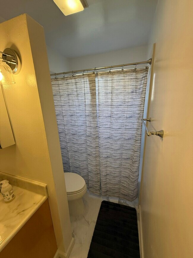 Building Photo - 33887 Whitehead Ln