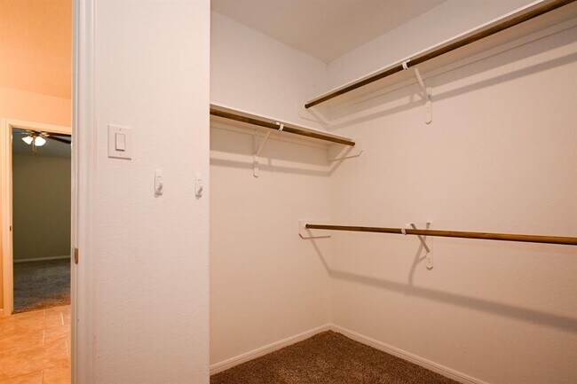 Building Photo - 29354 Dunns Creek Ct