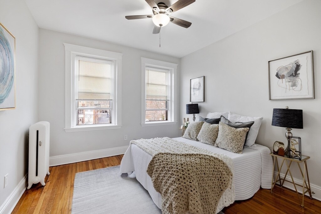 Building Photo - 1564 Commonwealth Ave