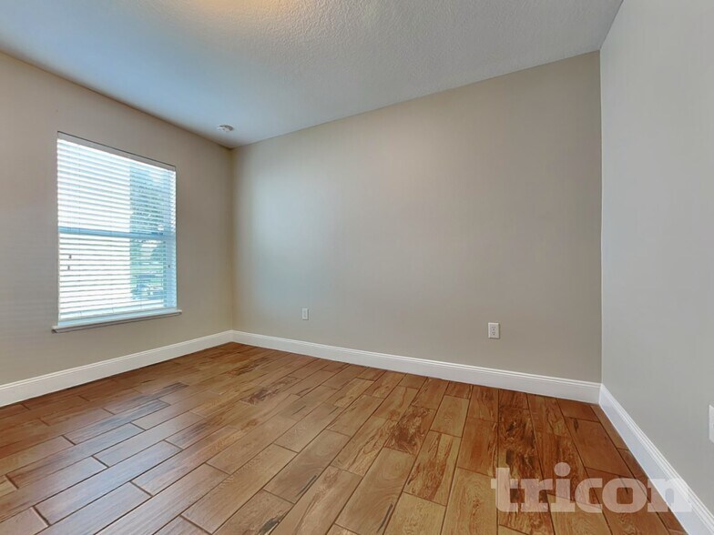 Building Photo - 13235 Waterford Castle Dr