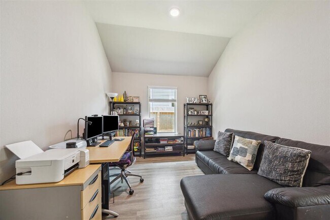 Building Photo - 6414 Fiddlewood Thicket Ln